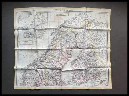 Wwii pilots raf silk escape - pilots,